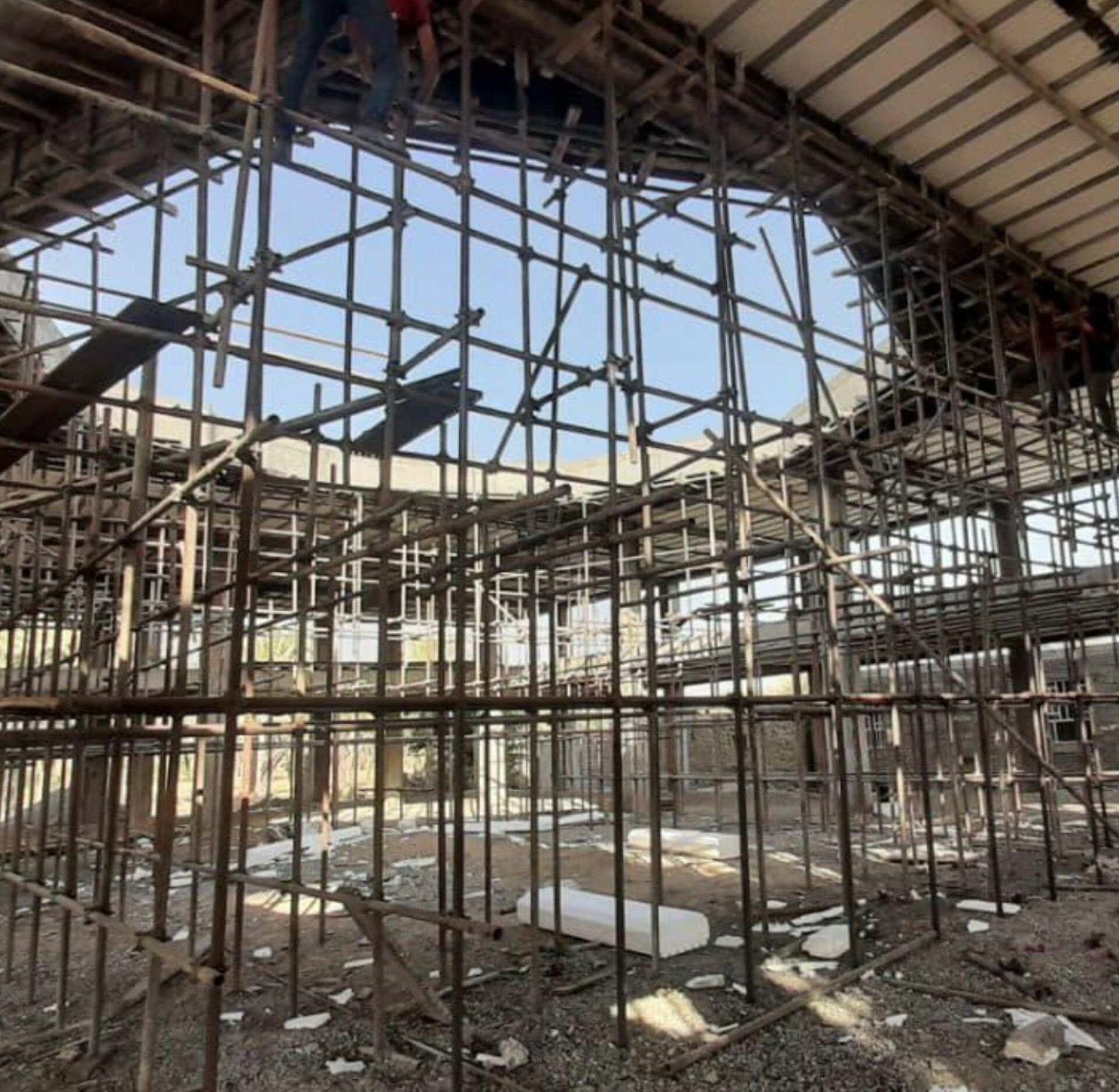 نصب داربست فلزی در تهرانپارس کفراژ