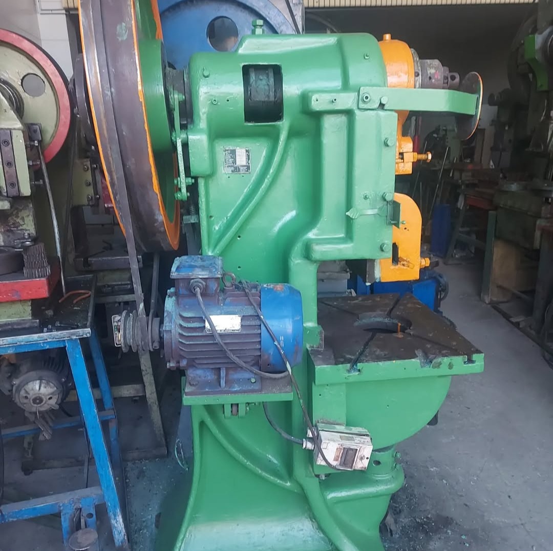 فروش دستگاه پرس در اصفهان