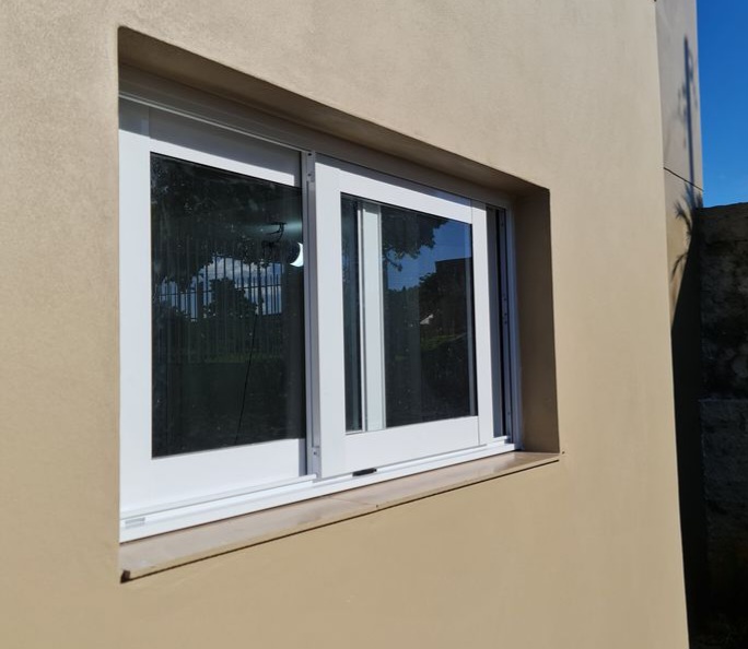 ساخت و نصب درب و پنجره UPVC در تهران 