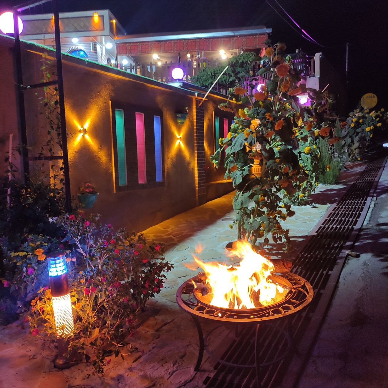 سوئیت اجاره ای سیسخت