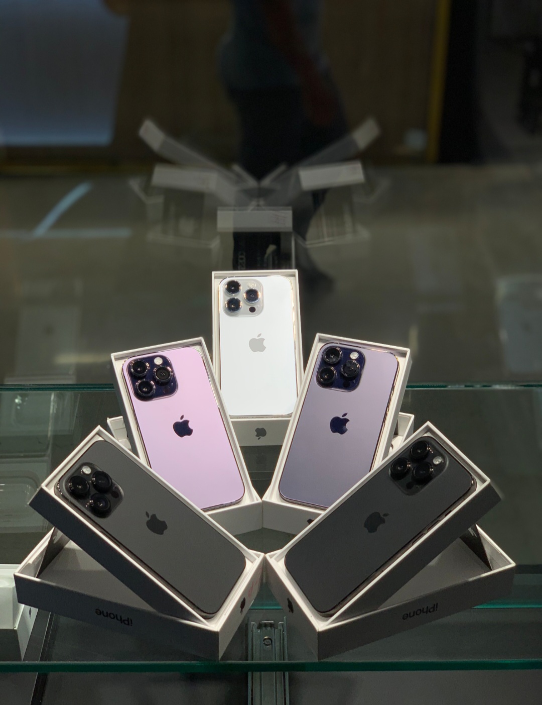 قطب اقساط آیفون در تهران
