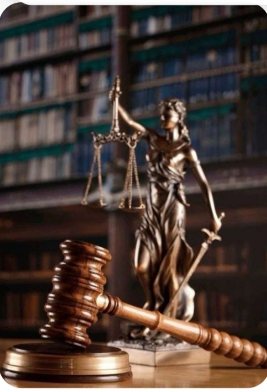 وکیل قاضی سابق دادگستری