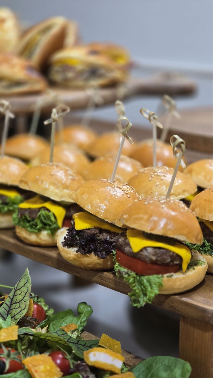 آموزش فینگر فود در اصفهان