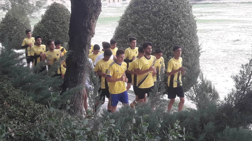 مربی فوتبال اصفهان
