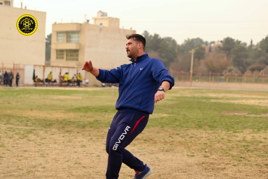مربی فوتبال اصفهان