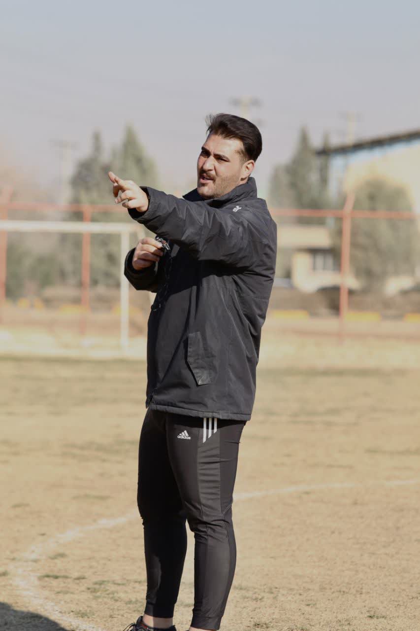 مربی فوتبال اصفهان