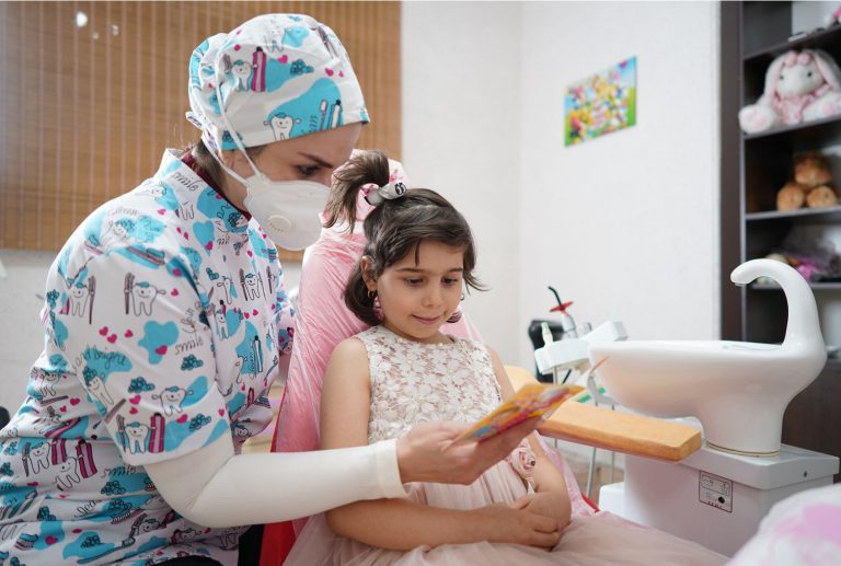 دندانپزشک متخصص کودکان در تهران