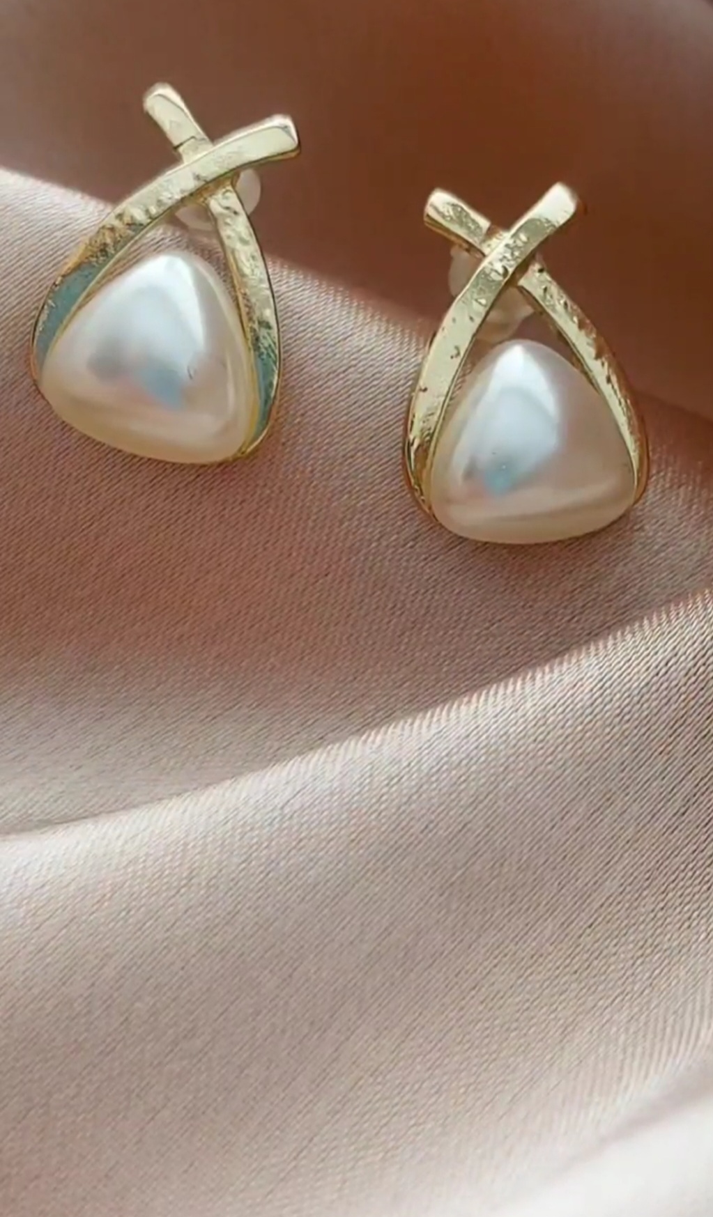 فروش آنلاین بدلیجات گردنبند گوشواره بنگل انگشتر