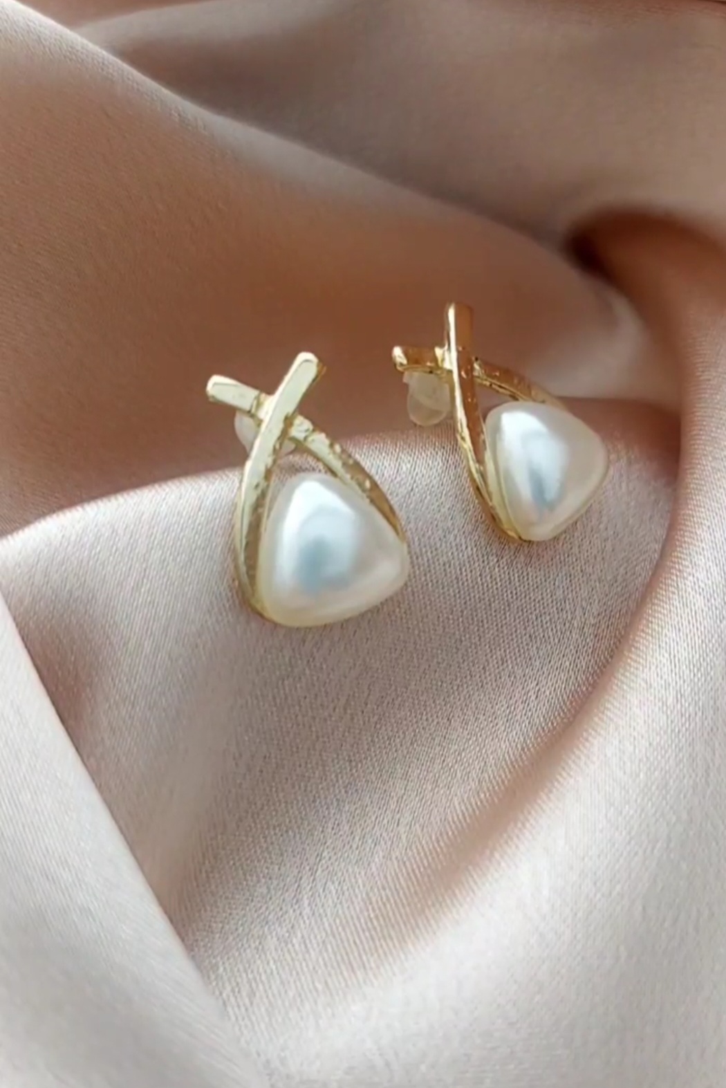 فروش آنلاین بدلیجات گردنبند گوشواره بنگل انگشتر