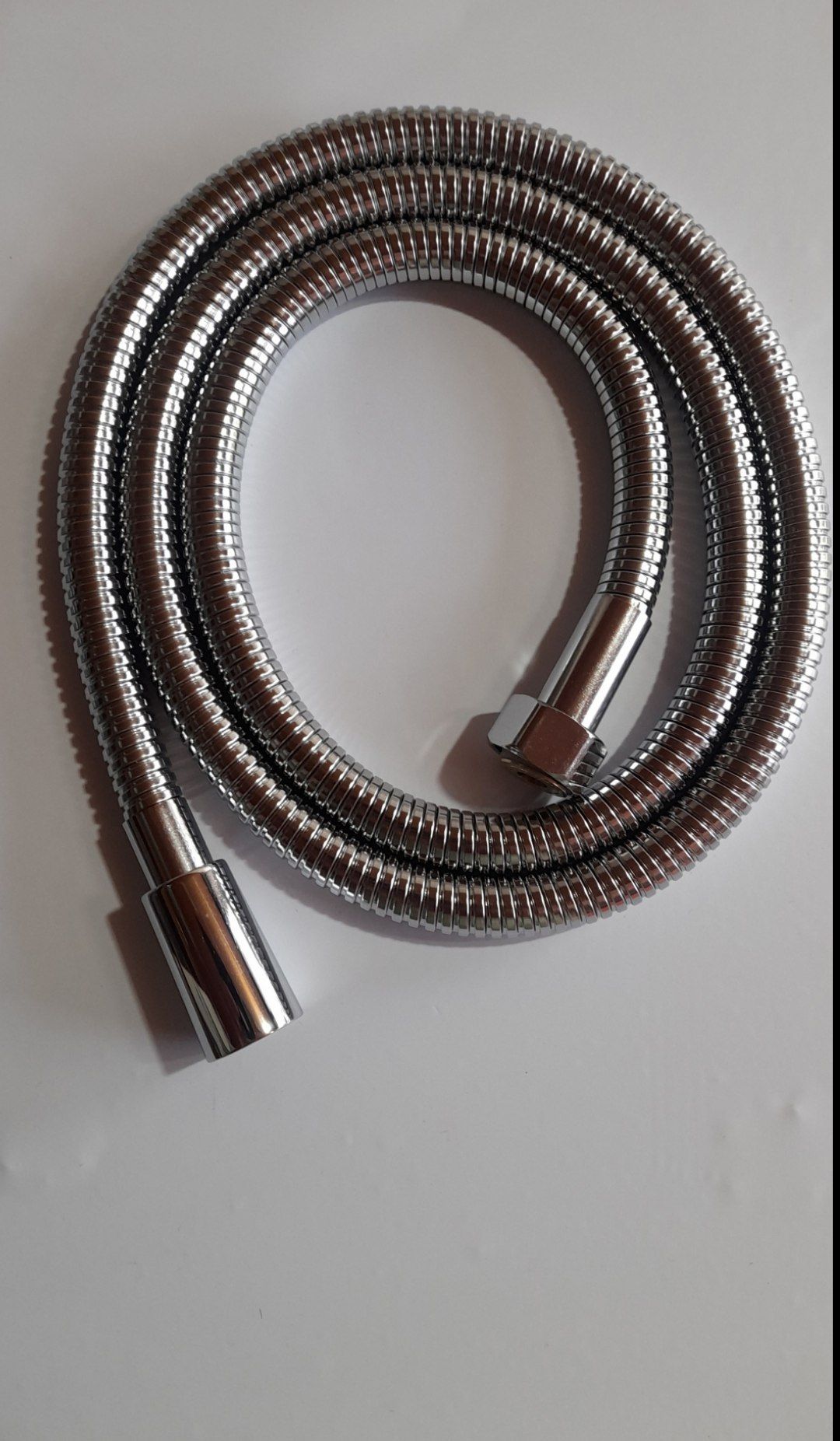 تولید شیلنگدوش باتیس