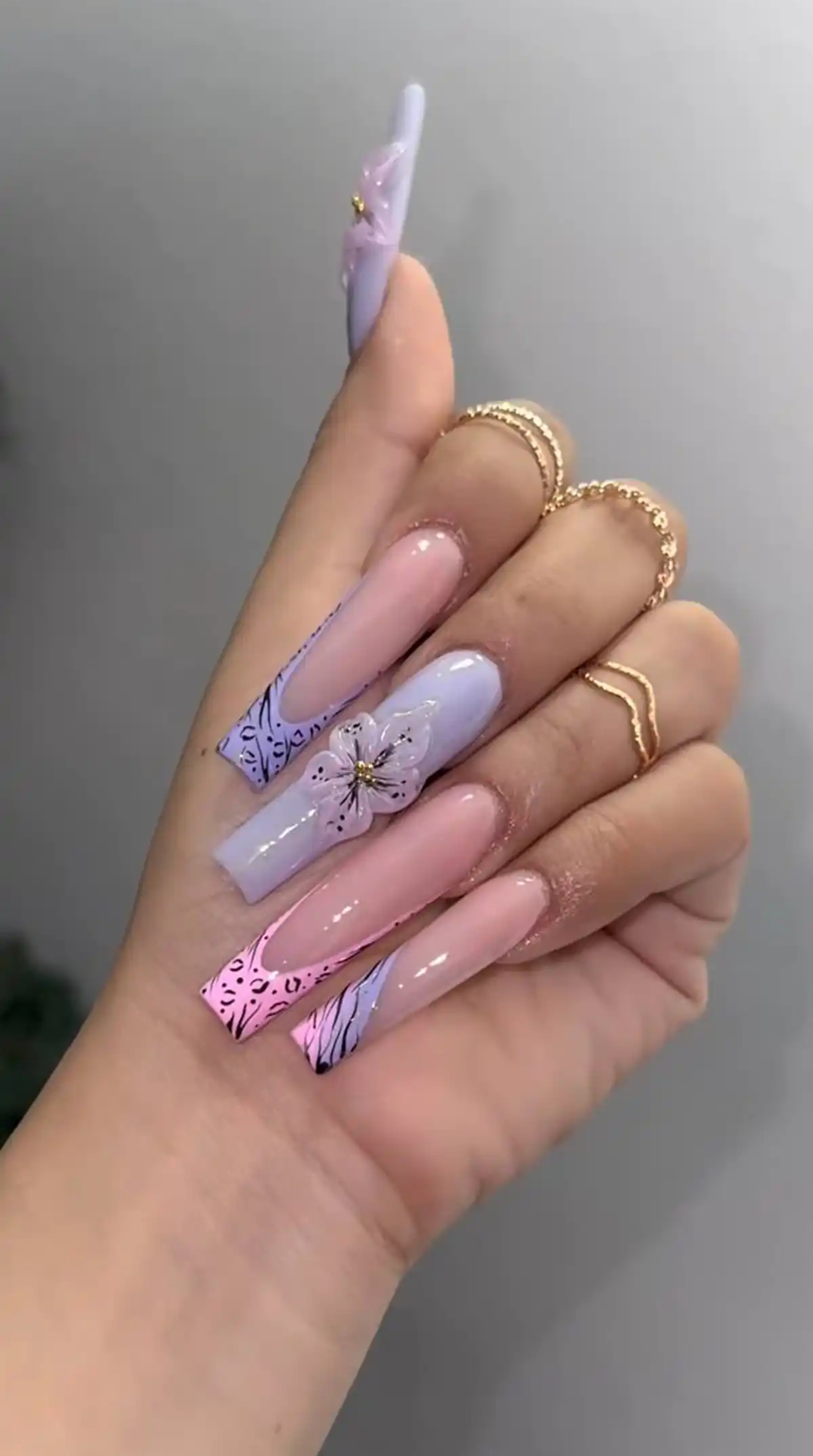 کاشت ناخن در اصفهان