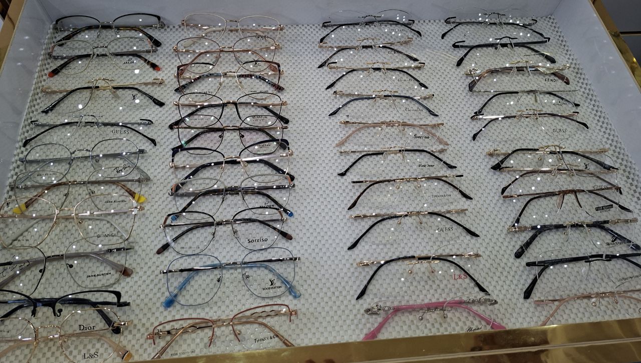  عینک مهدی در  ساری