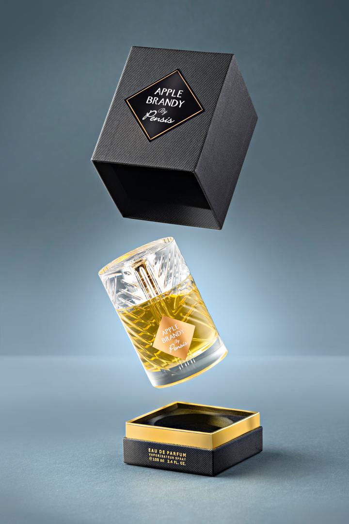 خرید عطر با بهترین اسانس