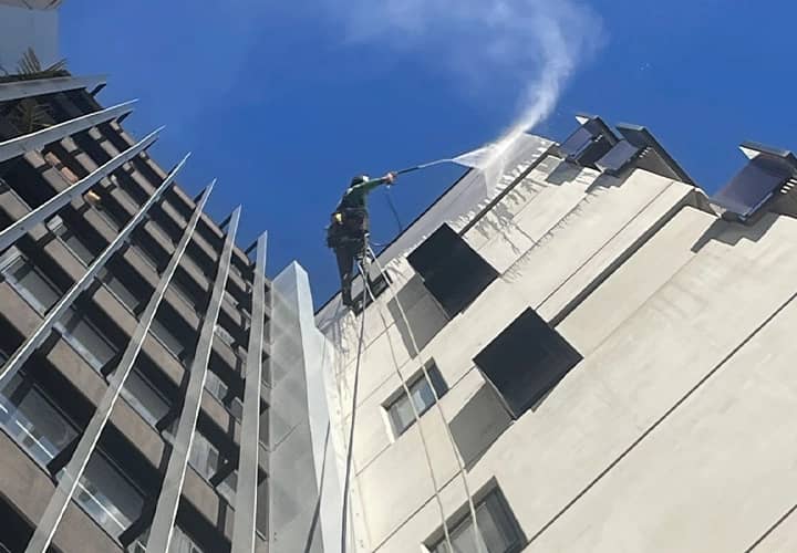 نماشویی ساختمان در تهران