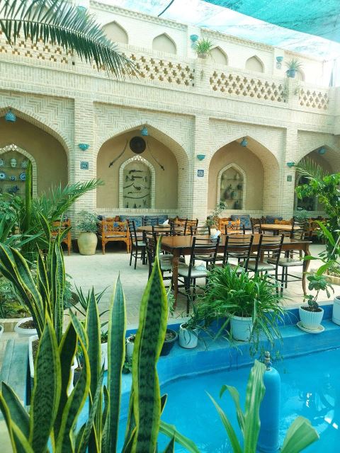 رستوران در نایین