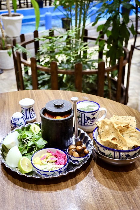 رستوران در نایین