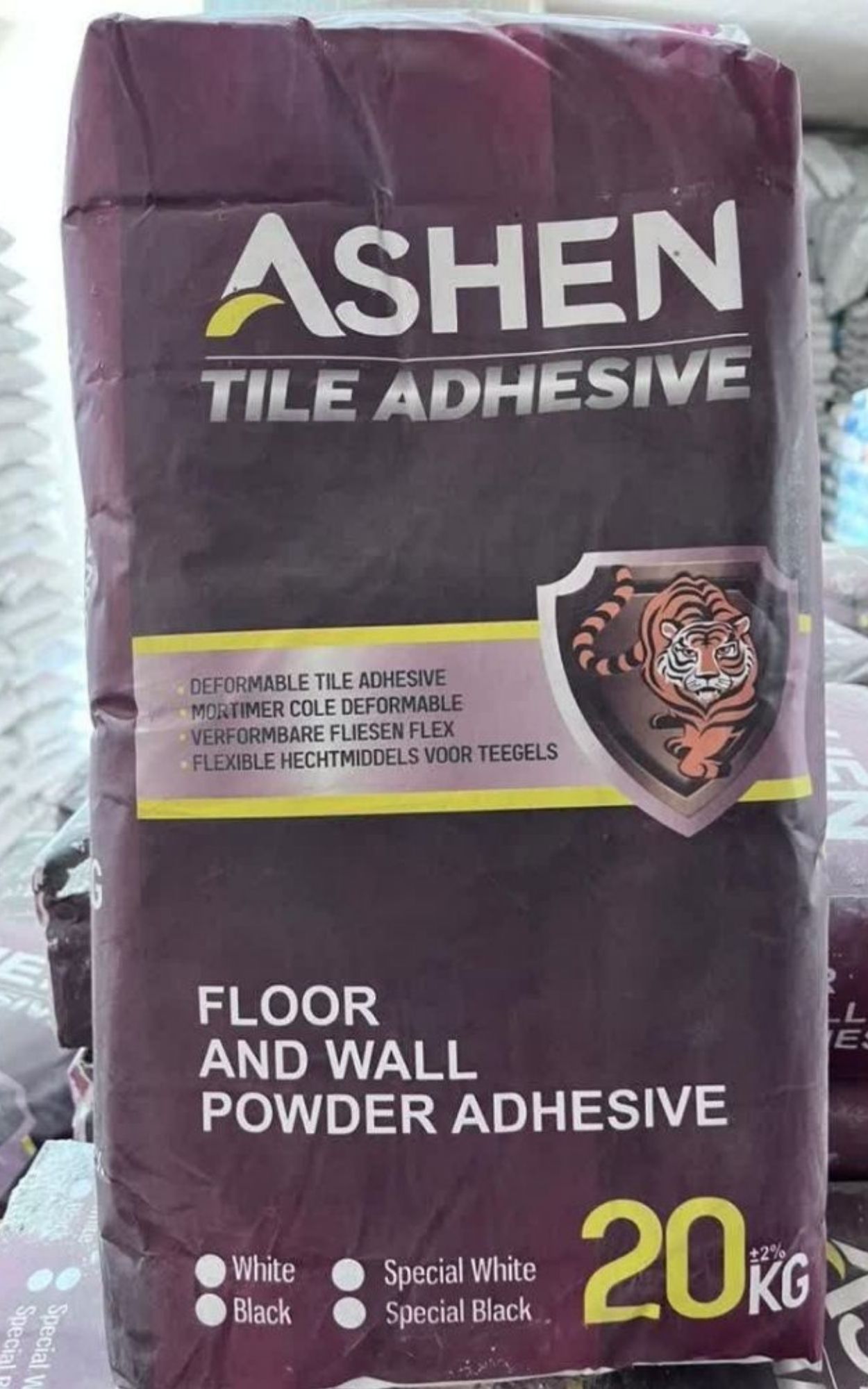 چسب کاشی و سرامیک پارتاک