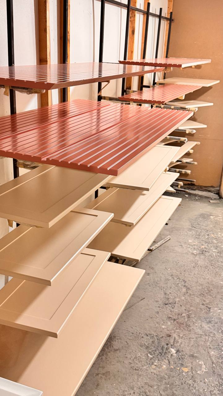 اجرای رنگ پلی اورتان بر روی ام دی اف