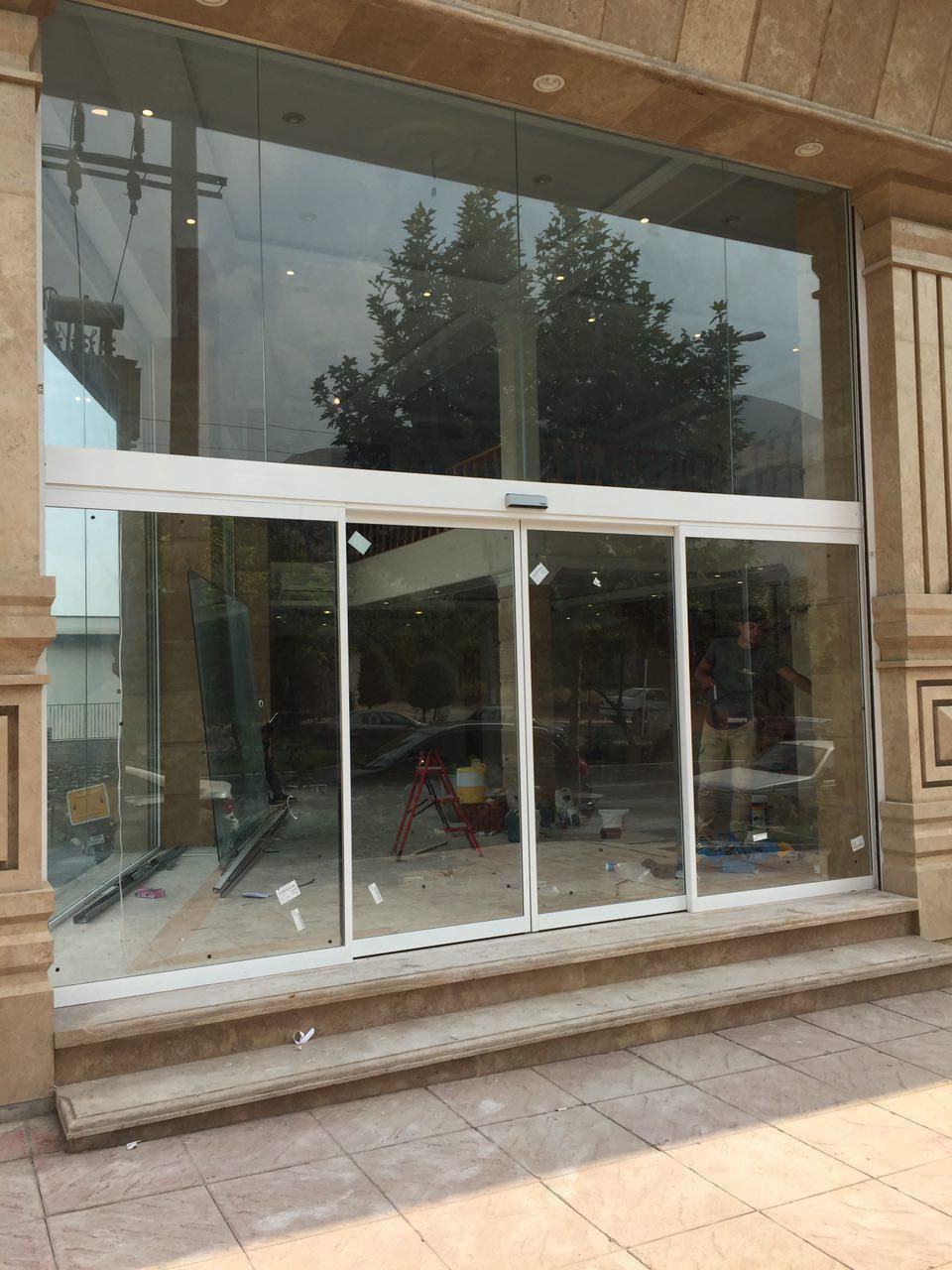 نصب و تعمیر شیشه اتومات