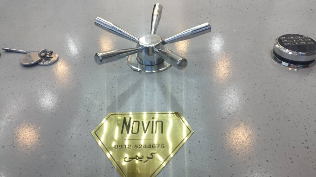 گاوصندوق اسانسوری طلافروشی در گیلان