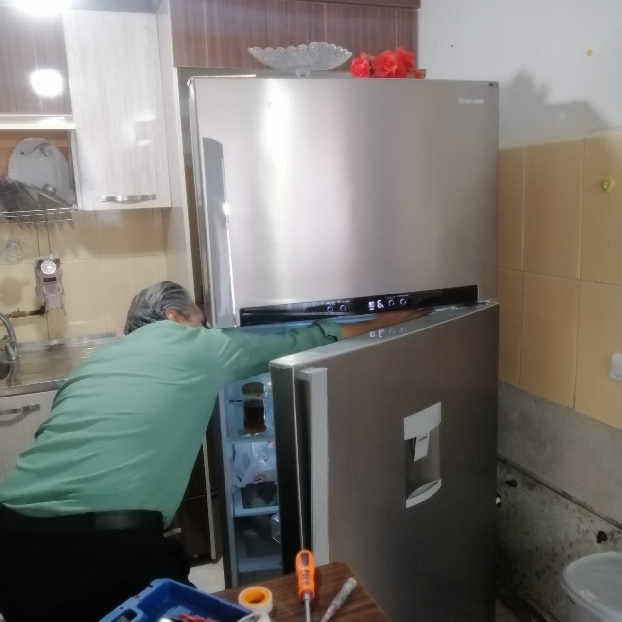 شماره تعمیر یخچال گلبهار
