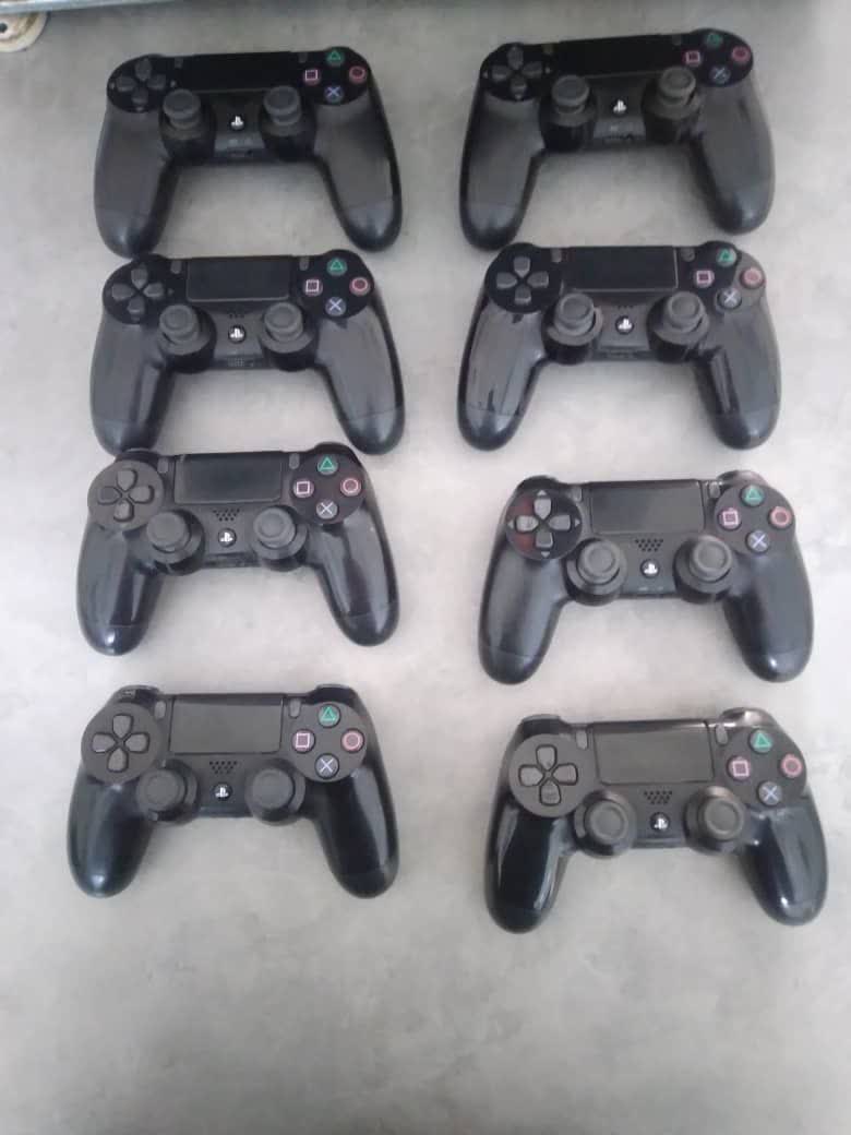خرید و فروش دسته و کنسول بازی