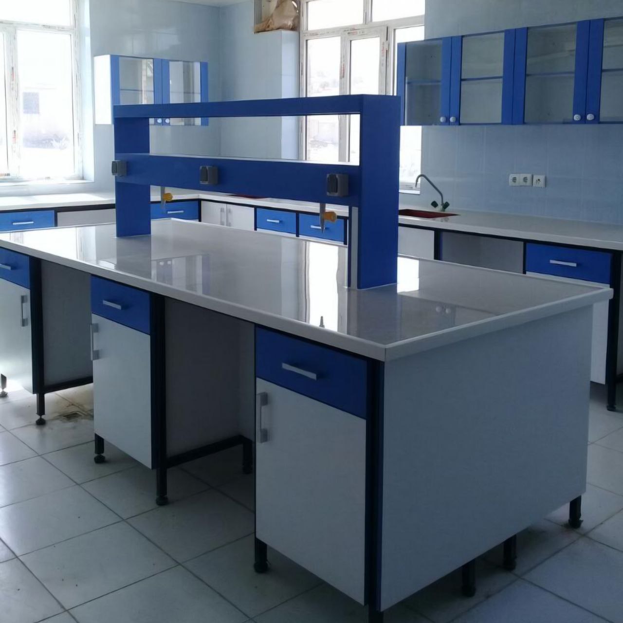 افخم امین پور