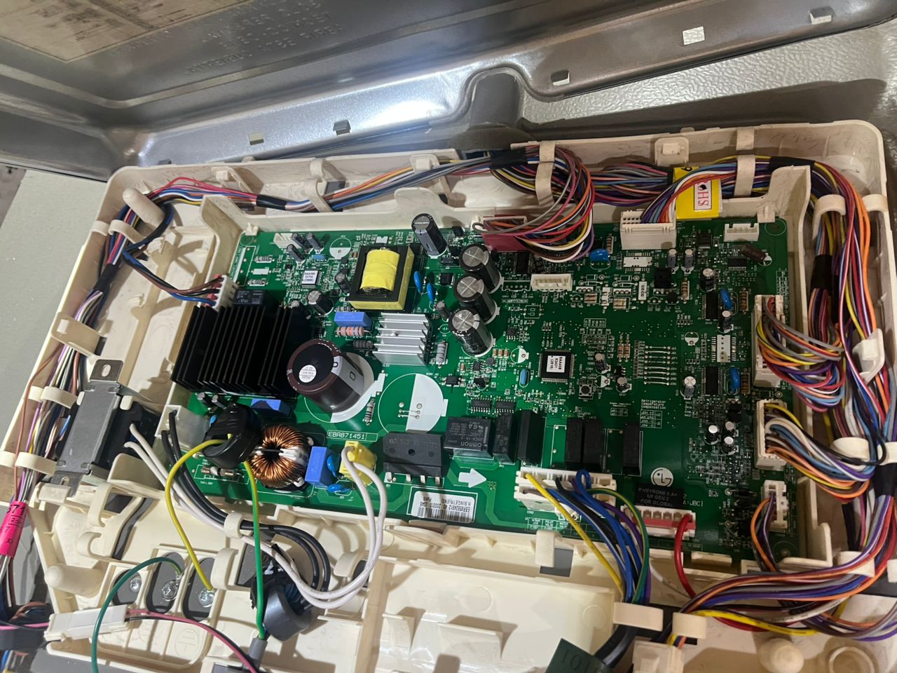 نمایندگی تعمیر یخچال در بجنورد 