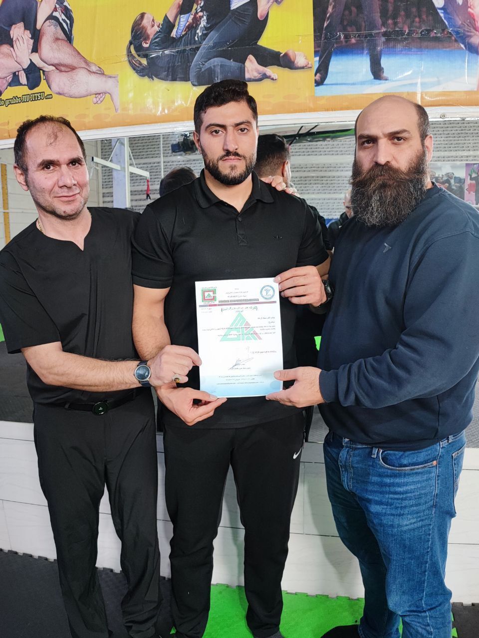 باشگاه رزمی MMA در اصفهان