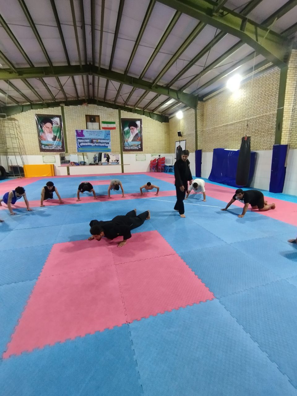 باشگاه رزمی MMA در اصفهان