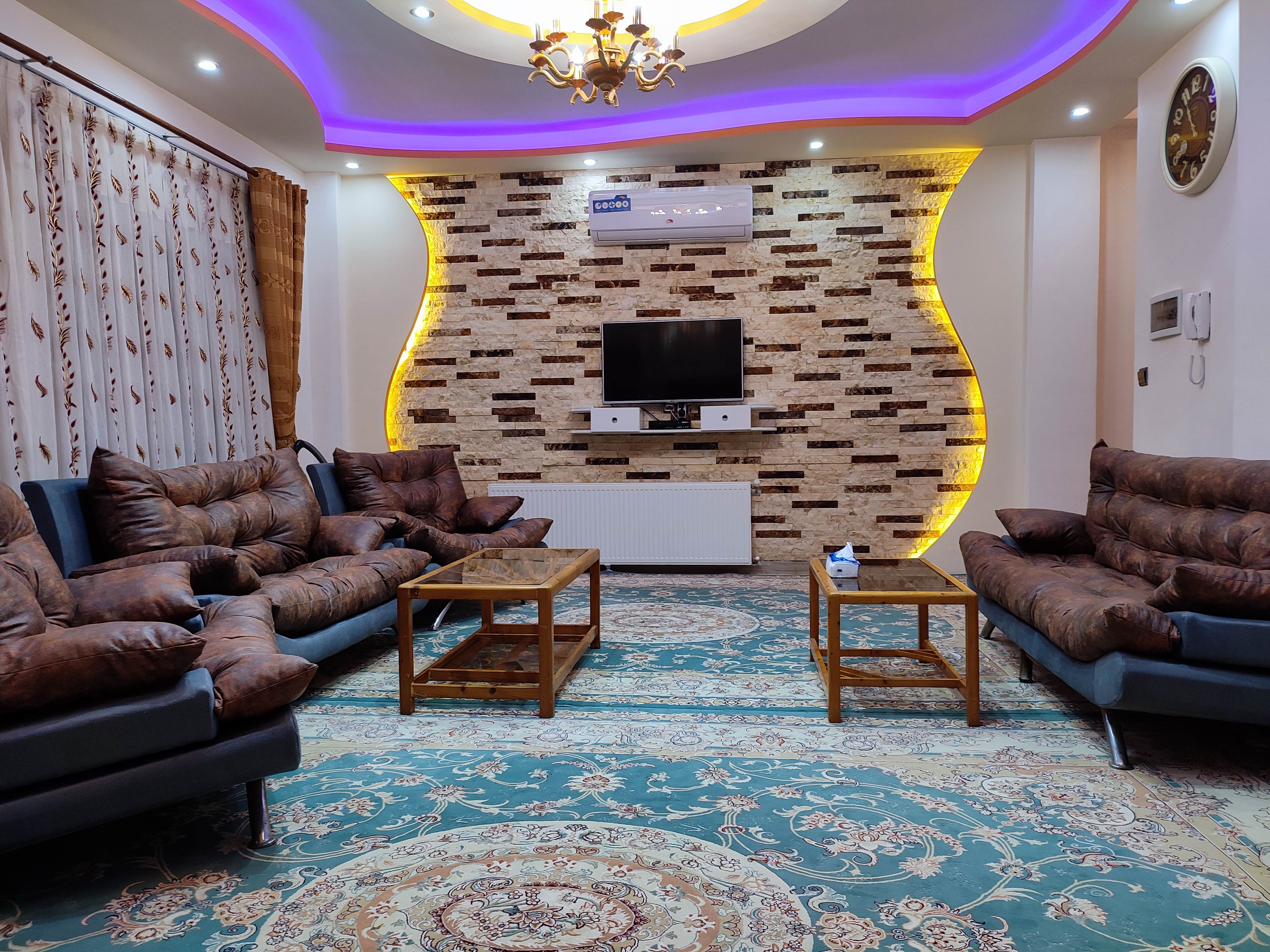سالن اصلی