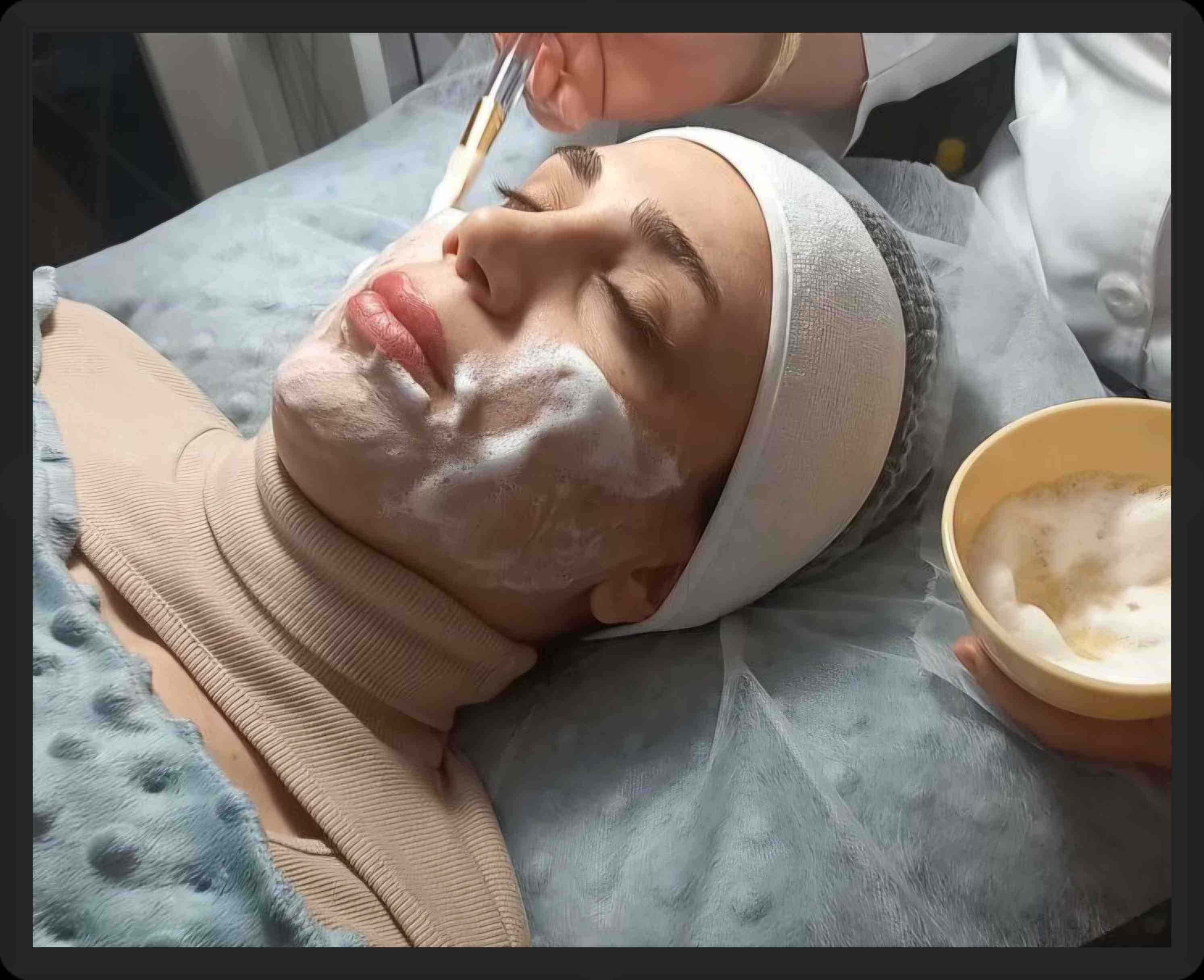 بهترین مرکز فیشیال پوست در شیراز