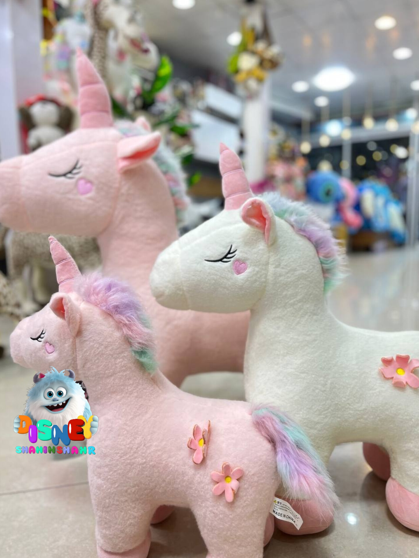 تک شاخ سه سایز
سایز بزرگ: ۲/۳۸۰٫۰۰۰
متوسط:۱٫۵۸۰٫۰۰۰
کوچک : ۹٫۹۰٫۰۰۰