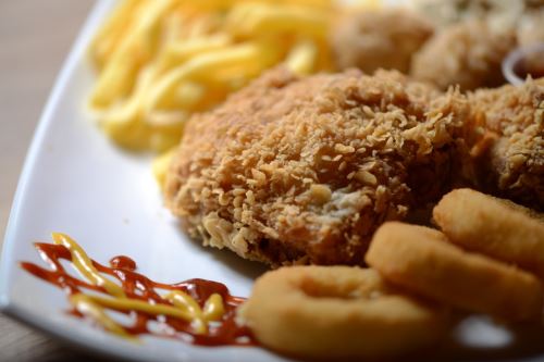 فست فود ایرانا