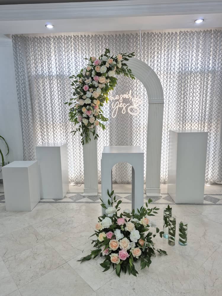 گل آرایی غرب تهران