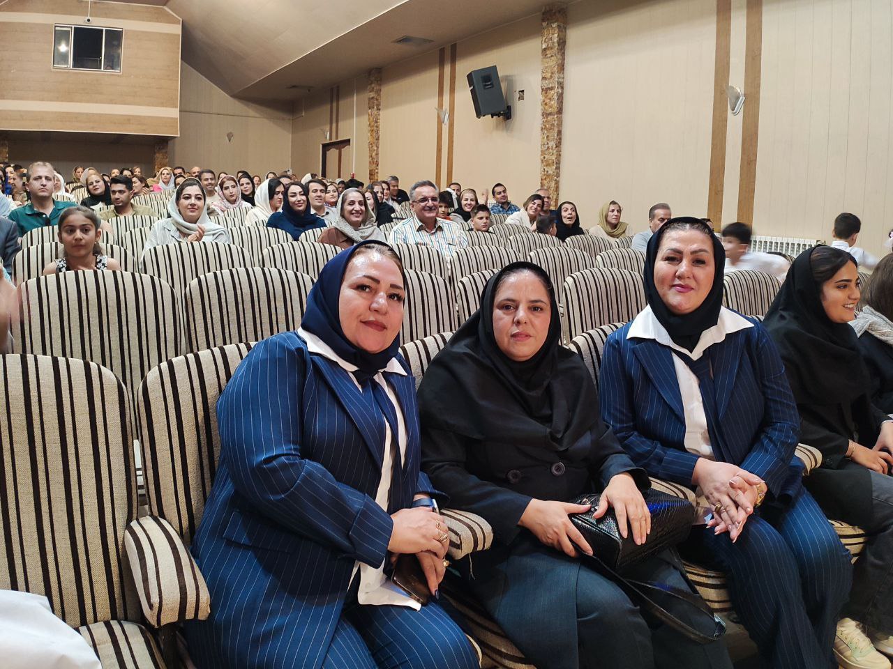 رزومه مهدکودک مبینا 