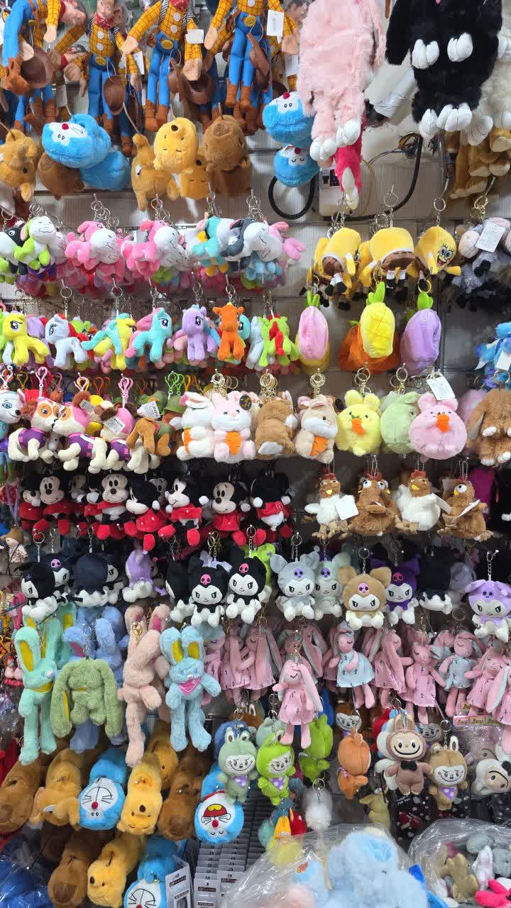 قیمت عروسک کارتنی 