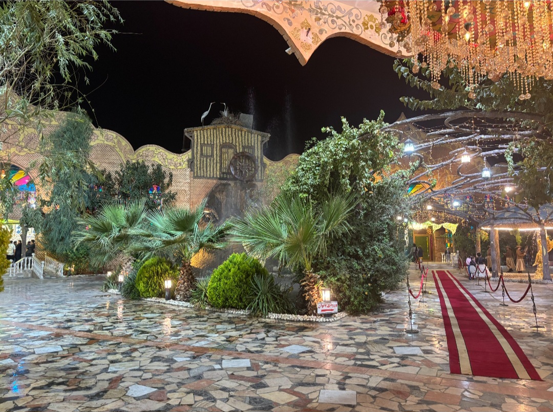 باغ تالار مجنون