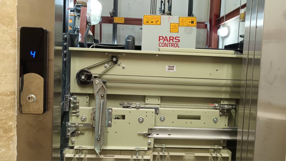 سرویس آسانسور هیدرولیک در اصفهان 