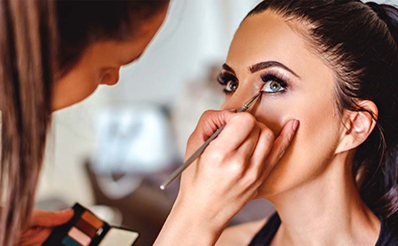 سالن زیبایی زینب همتی