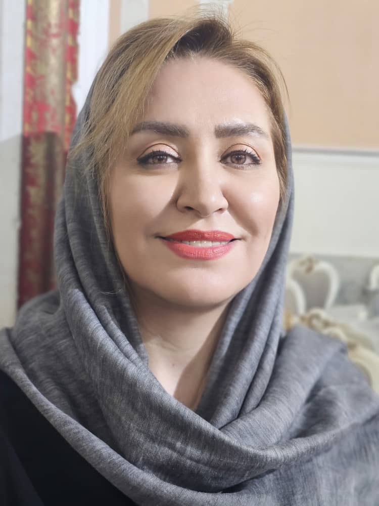 عکس منیره وکیلی روانشناس