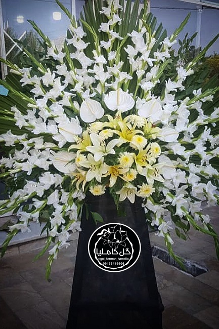گل فروشی در پارک مطهری کرمان