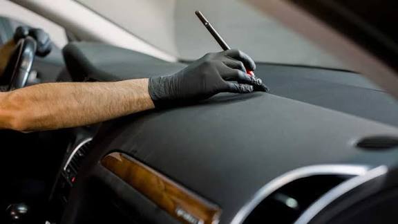 تعمیر داشبورد توسان09123995359