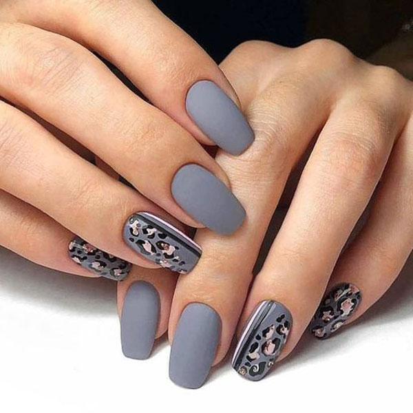 سالن کاشت ناخن در شرق تهران