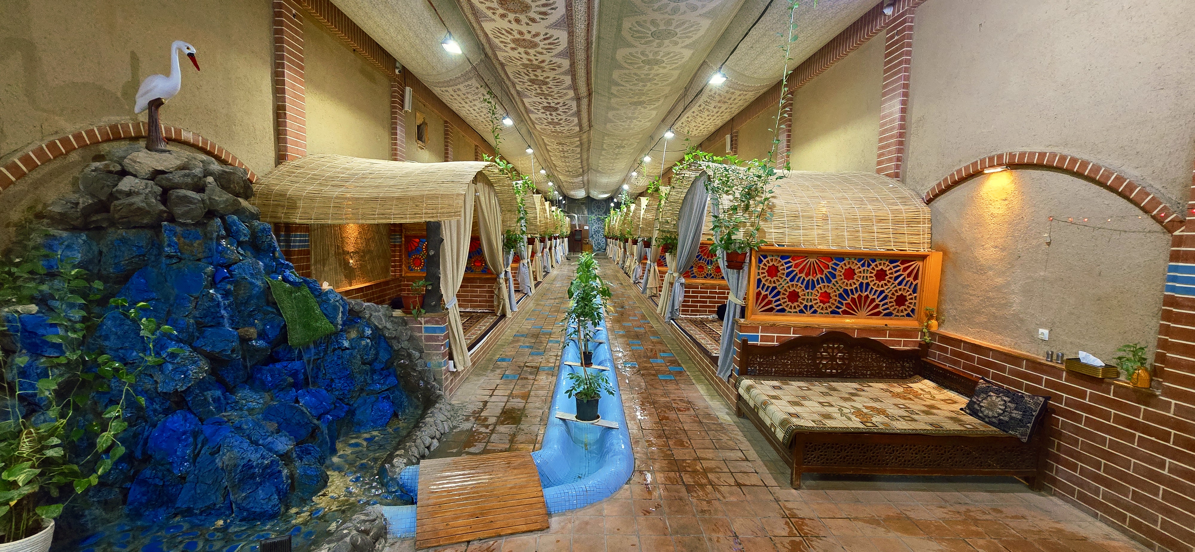 رستوران سنتی صاحبدلان