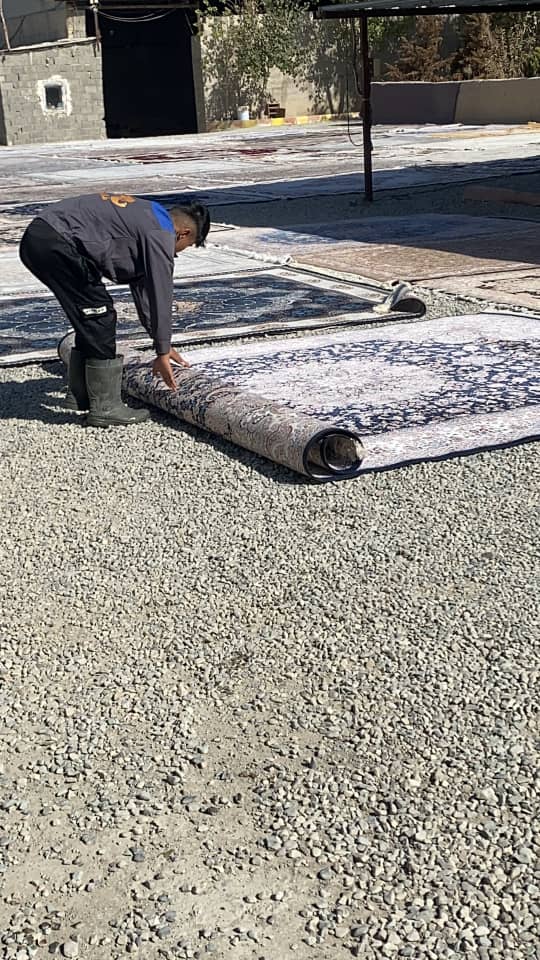 خشک کردن فرش با نیروی خورشیدی وماشینی