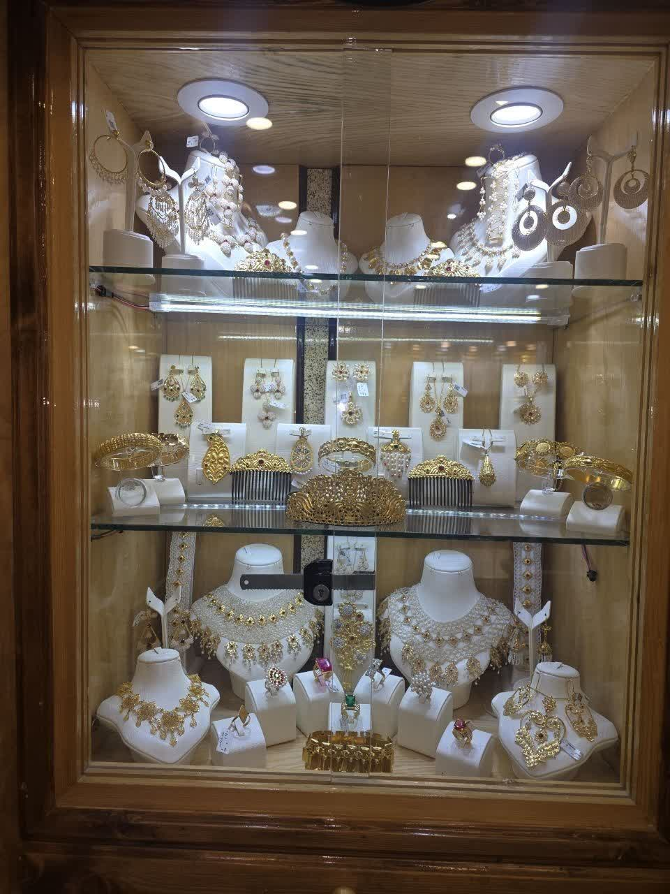 جواهری ماندگار بسیطی
