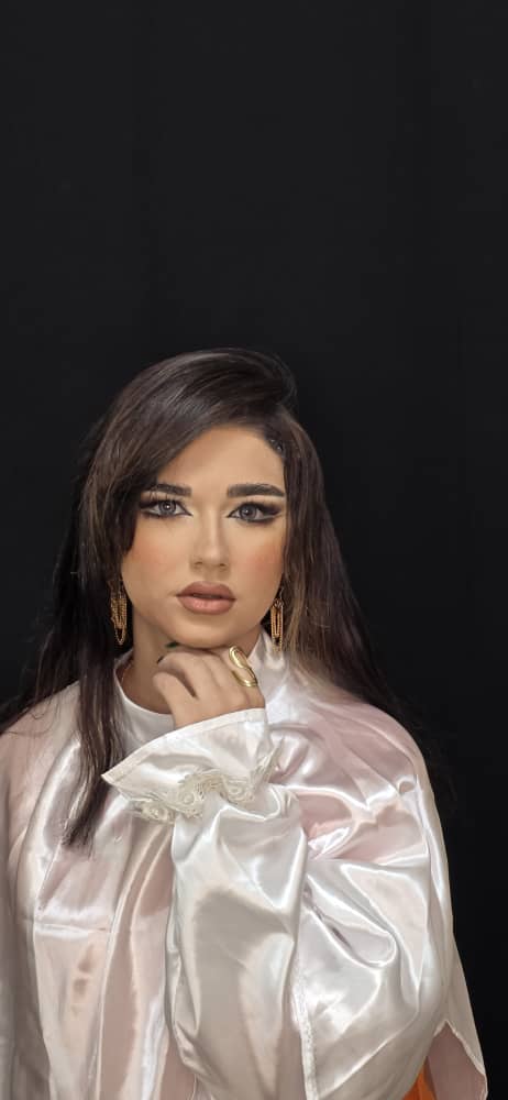 سالن زیبای اموس&nbsp;&nbsp;