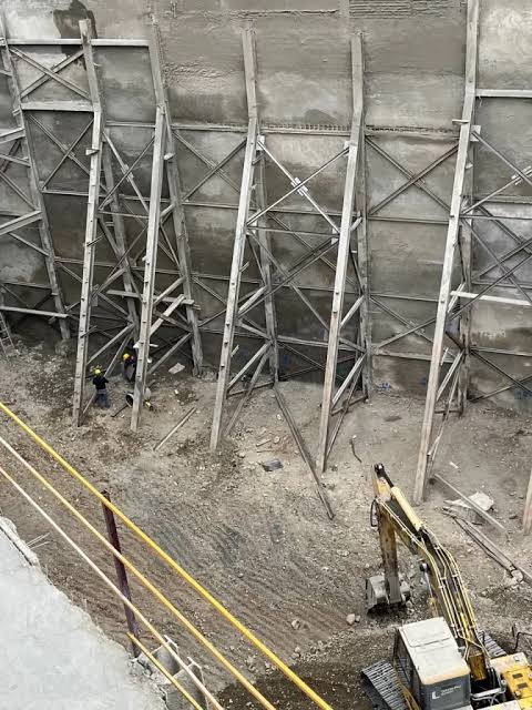 اسکلت فلزی در شمال تهران