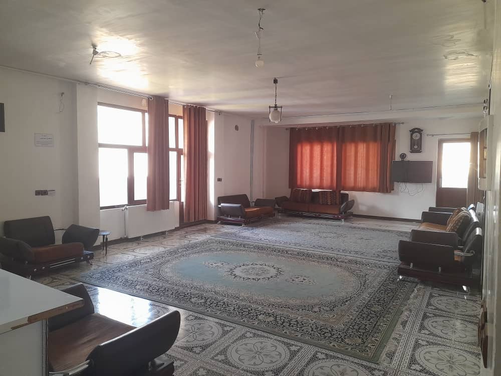 اقامتگاه بومگردی هلن شهرکرد